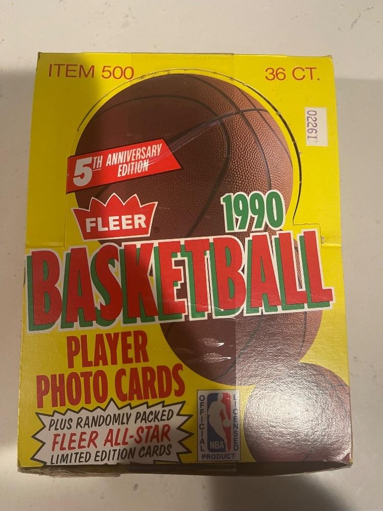 1990 Fleer Basketball box