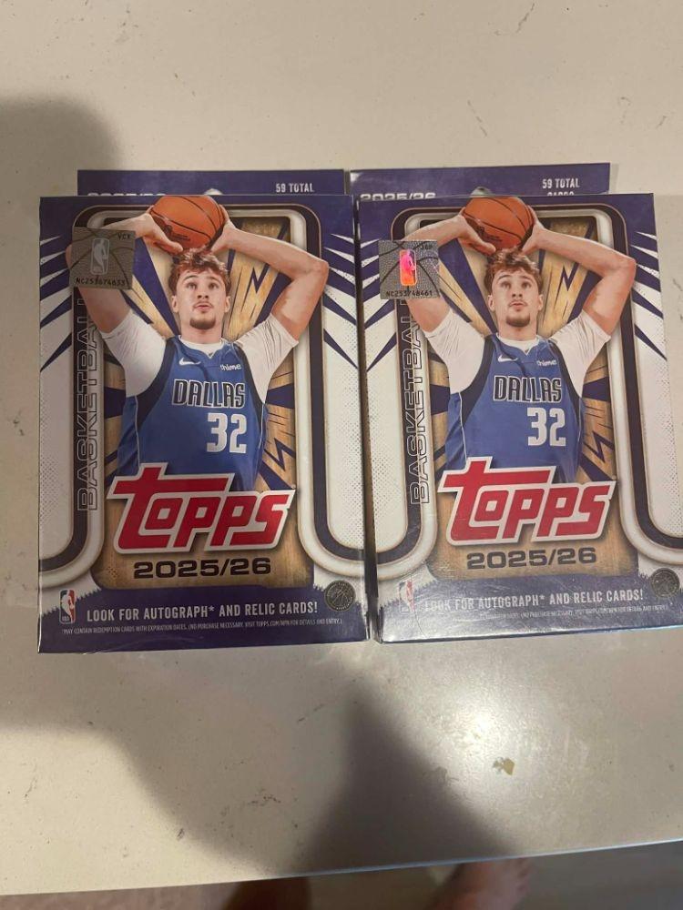 (2)2025/26Topps Bball Hanger