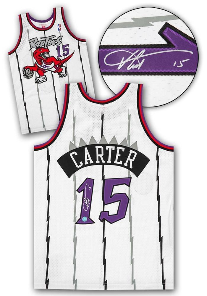 Razzall™  Vince Carter Signed Jersey