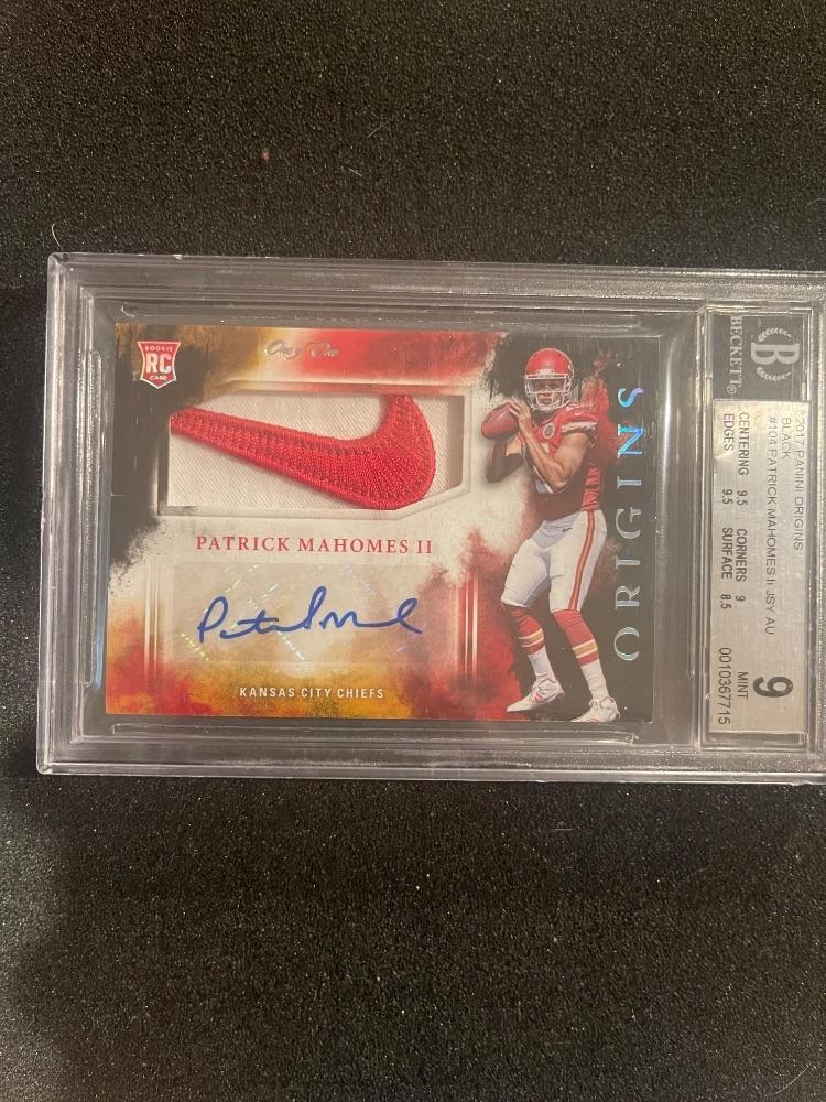 2017 Mahomes 1/1 Nike Auto