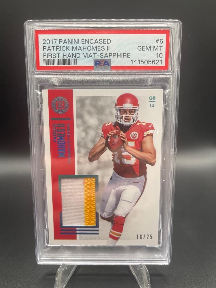 2017 Mahomes Encased /25 PSA10