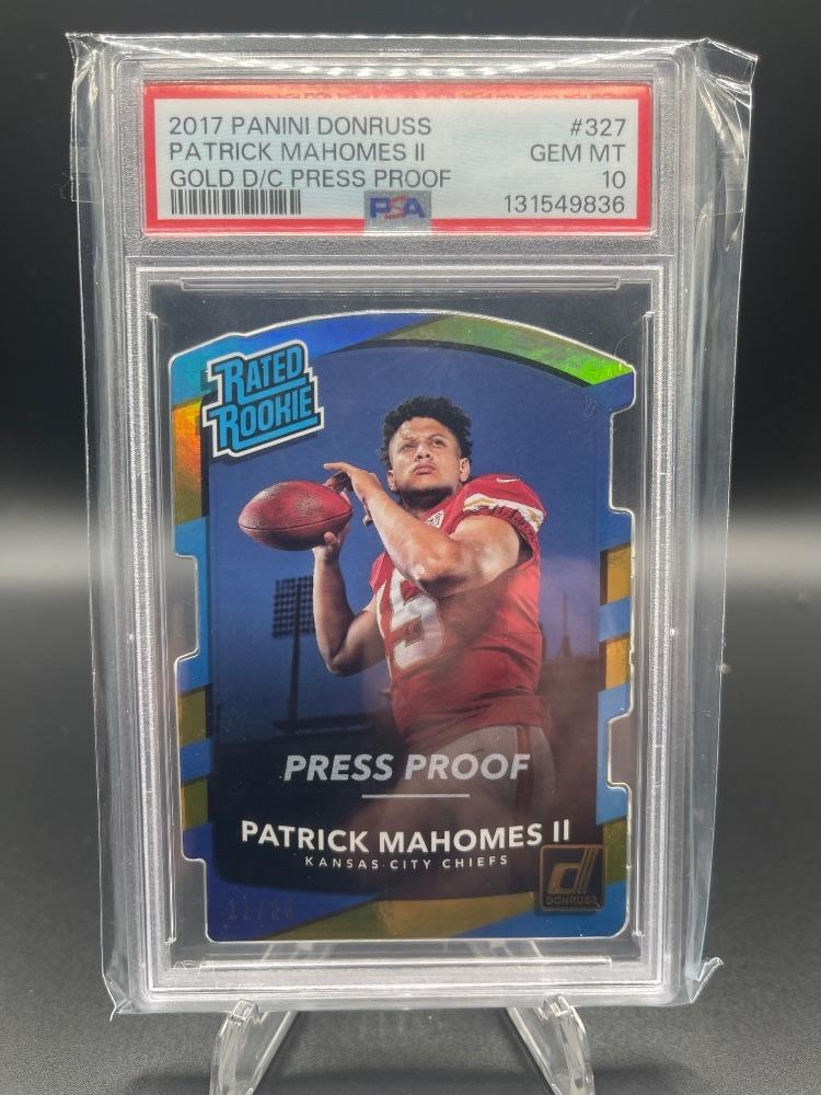 2017 Mahomes Gold /25 RC PSA10
