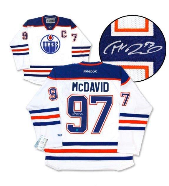 Razzall™ Connor McDavid Signed Jersey