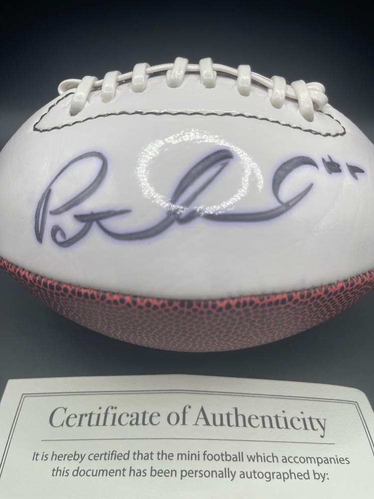 Patrick Mahomes Auto Mini Ball